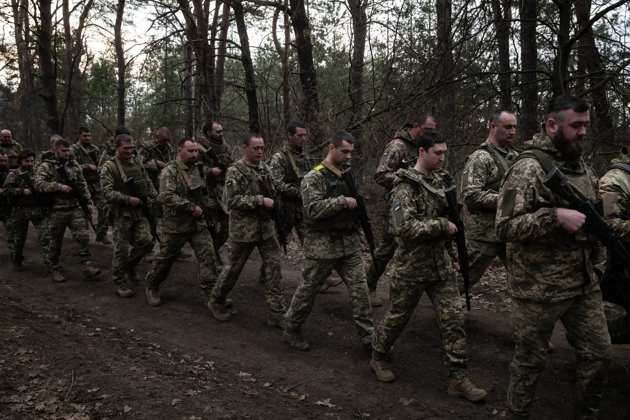 Дрони, міни та снайпери: передова України далеко від мирних переговорів